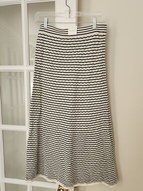 Club Monaco Black & White Wavy-Striped Maxi Skirt NWT